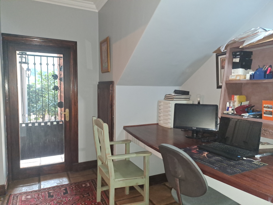 3 Bedroom Property for Sale in Broederstroom North West